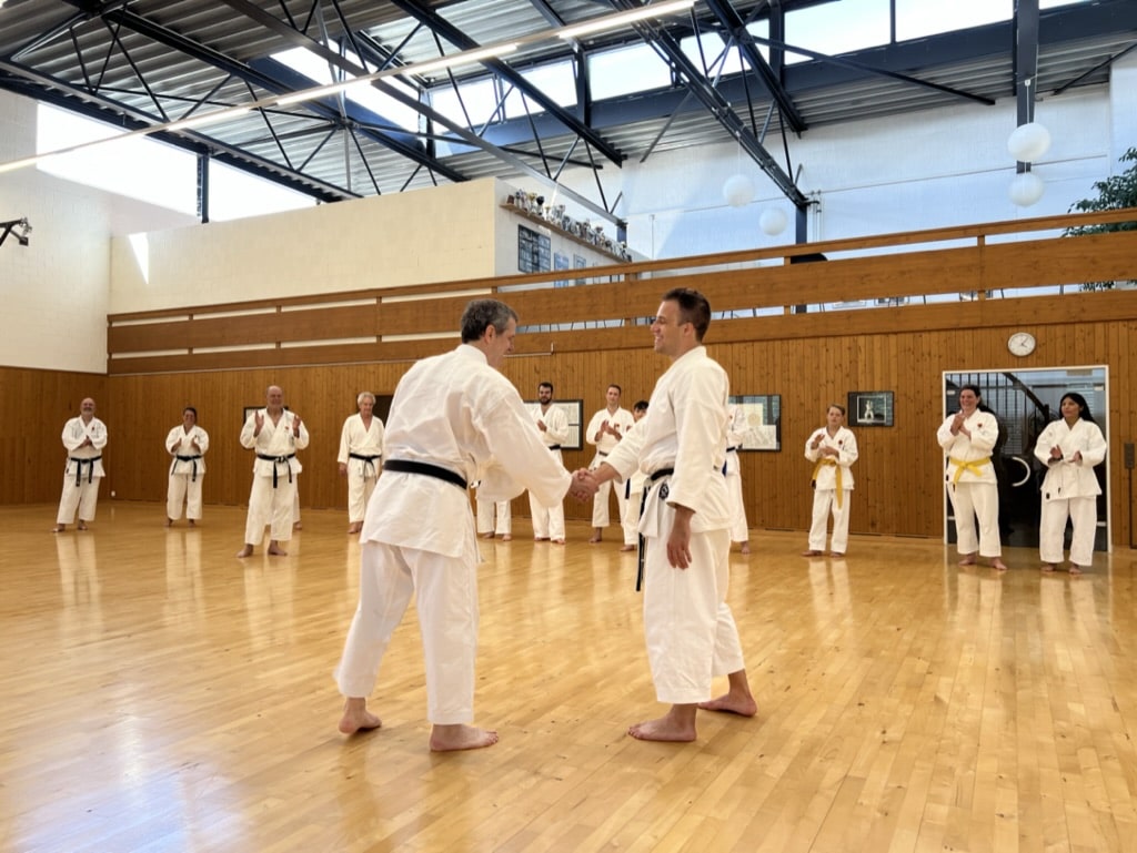 Karatekai Basel - Lehrreiches Training mit Benjamin Lüthi und geselliges Grillfest