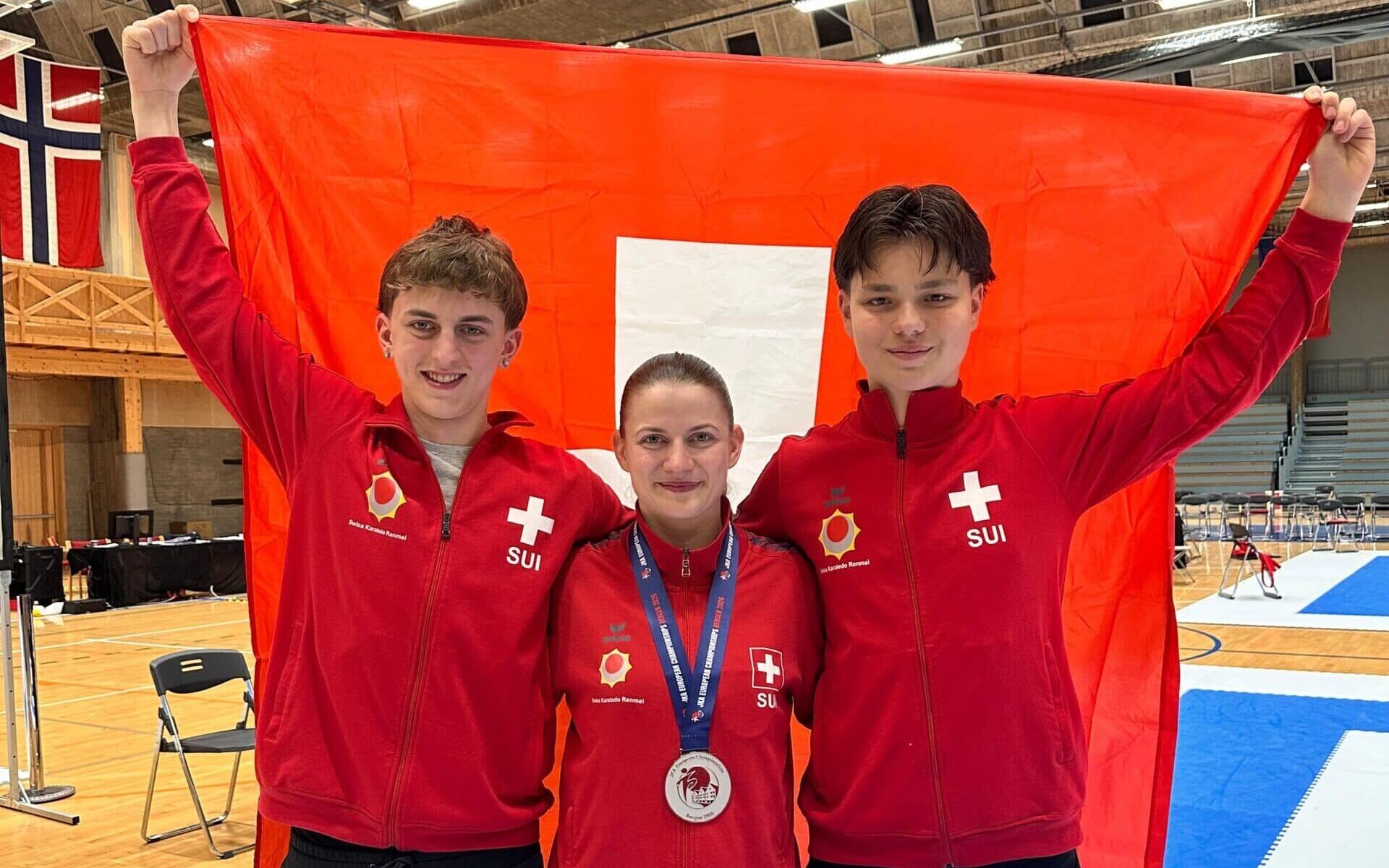 Karatekai Basel - Zora Schöpflin gewinnt Silber